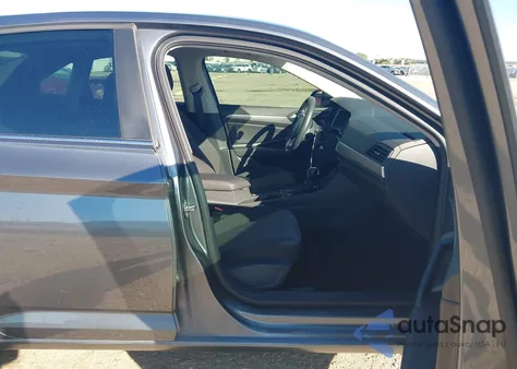 2019 Volkswagen Jetta 1.4T R-Line/1.4T S/Se z USA, uszkodzony, nr VIN 3VWCB7BU9KM213221